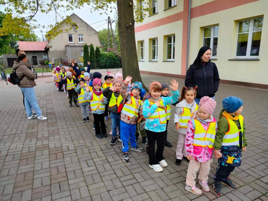 Wycieczka do jednostki wojskowej