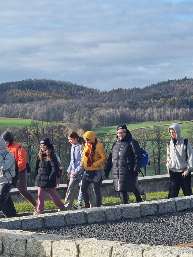 Muzeum
Gross Rosen z Rogoźnicy.