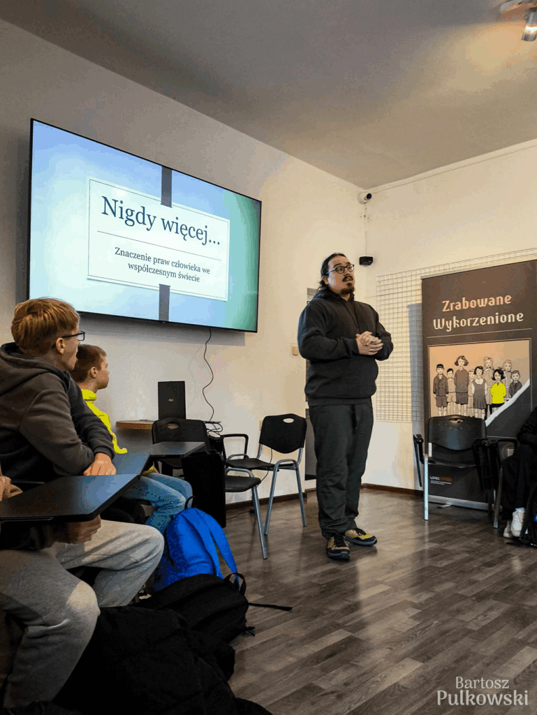 Muzeum
Gross Rosen z Rogoźnicy.