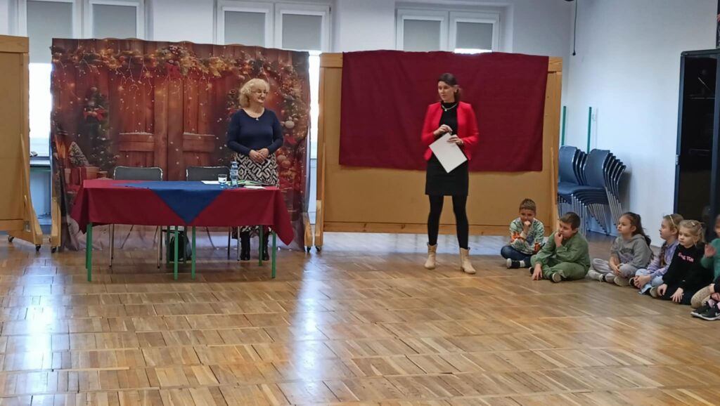 spotkanie z lokalną poetką, panią Barbarą Guszałą.