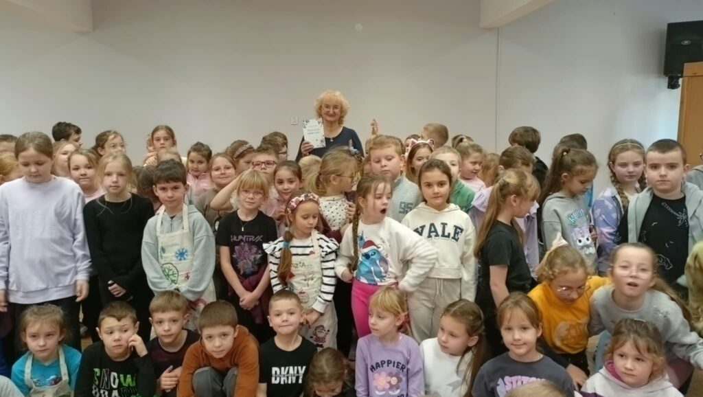 spotkanie z lokalną poetką, panią Barbarą Guszałą.