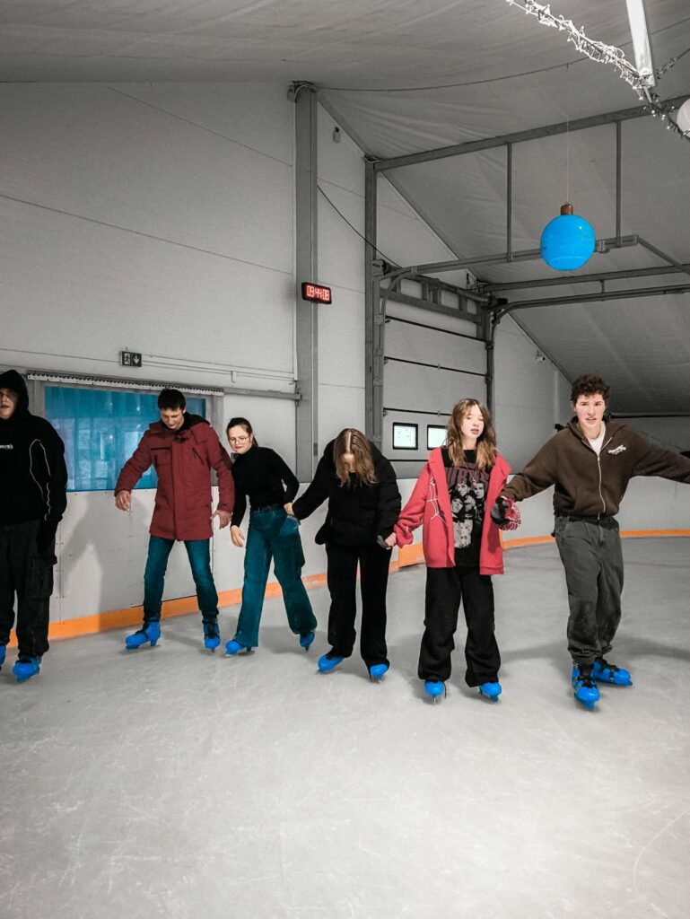 klasa 8 na lodowisku i kręgielni