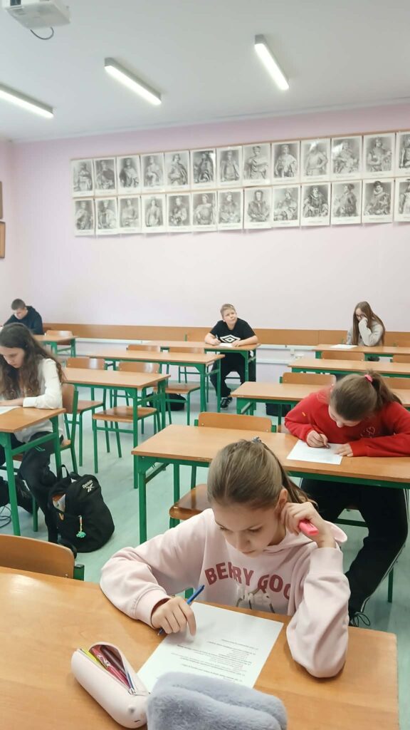 Powiatowy konkurs historyczny - eliminacje szkolne