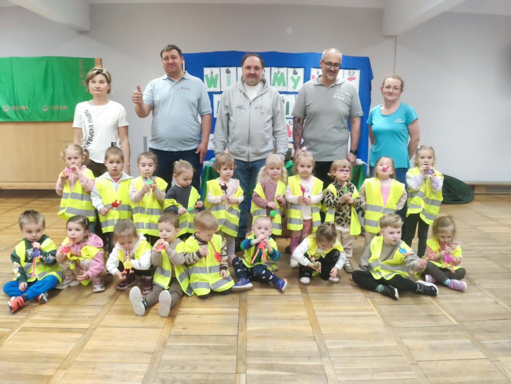 Spotkanie przedszkolaków z wolontariuszami z KGHM.