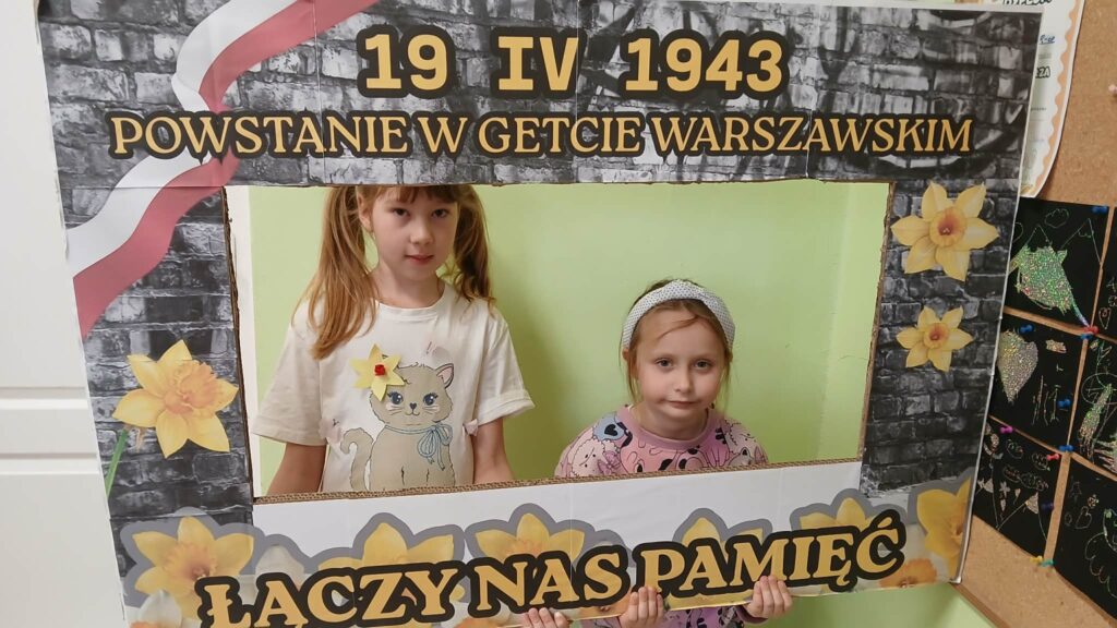 Żonkile #Łączynaspamięć