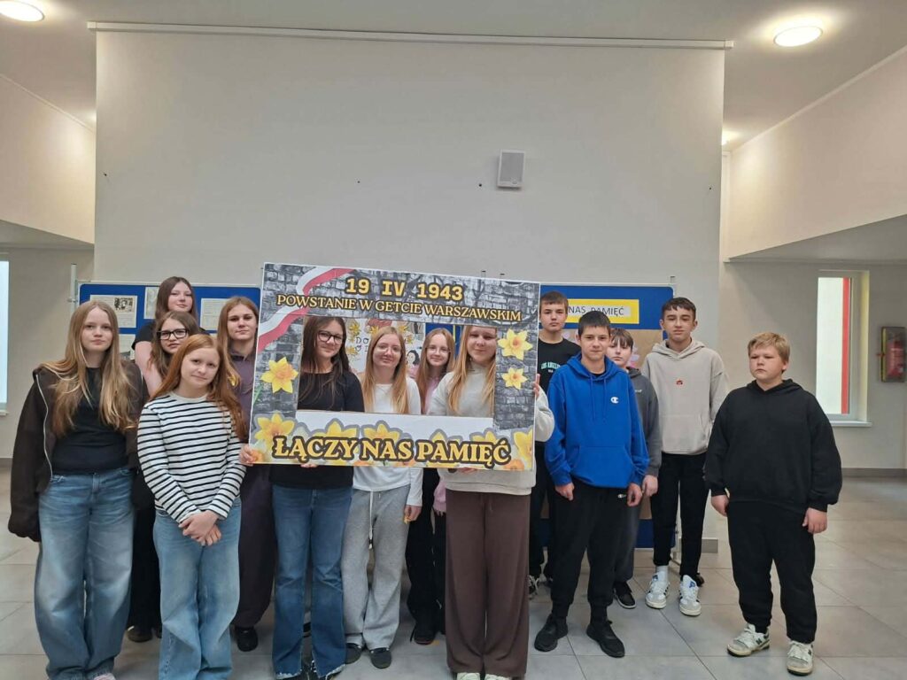 Żonkile #Łączynaspamięć