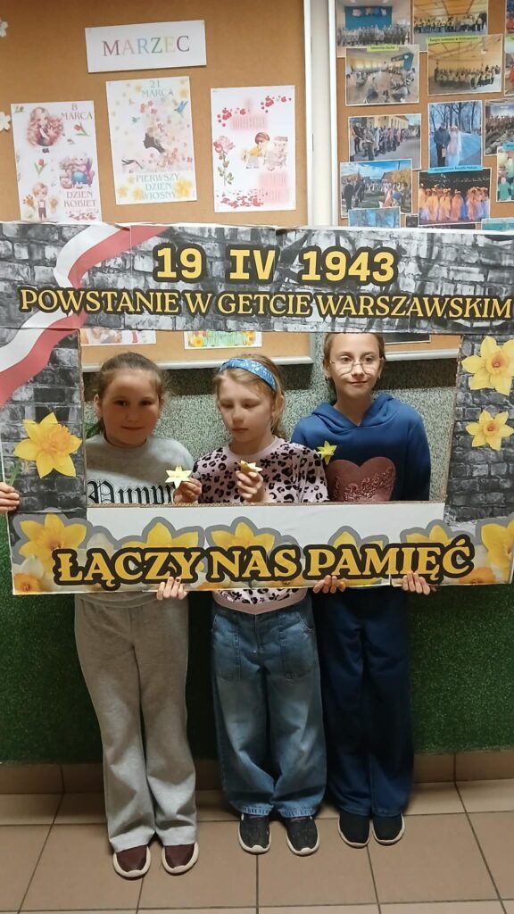 Żonkile #Łączynaspamięć