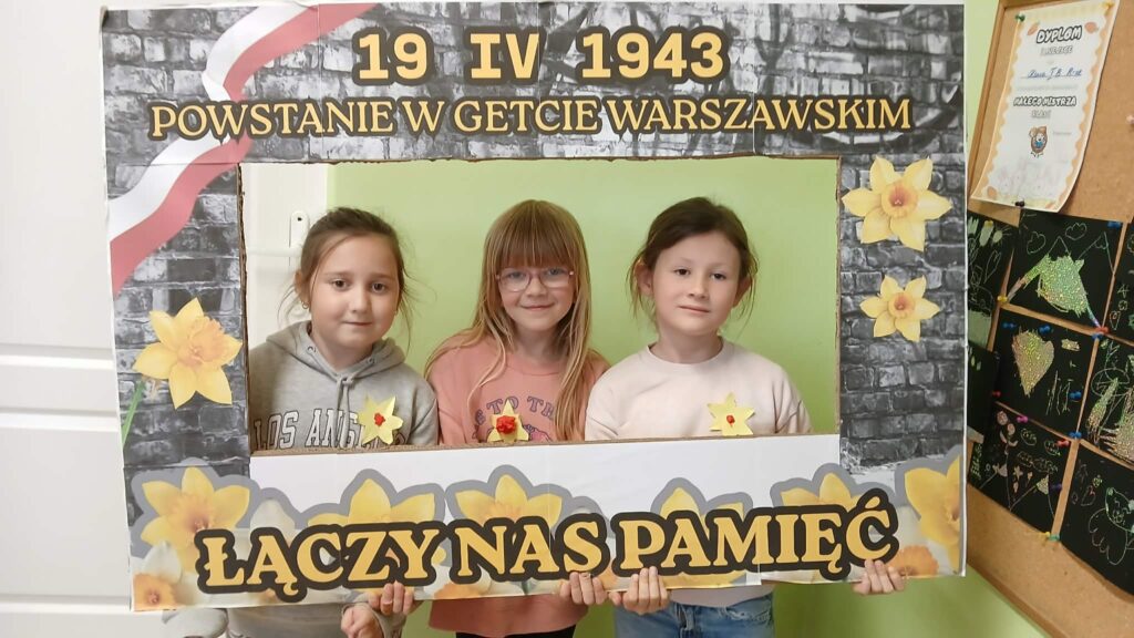Żonkile #Łączynaspamięć