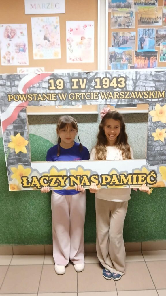 Żonkile #Łączynaspamięć