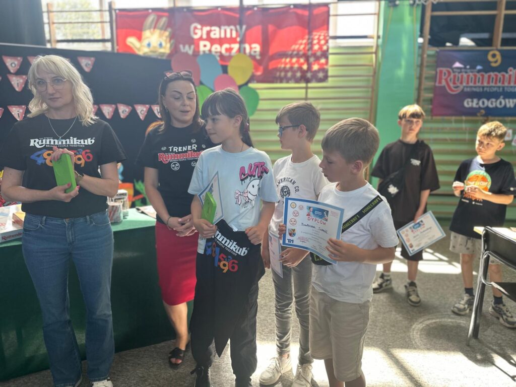Sukces naszych uczniów w Międzyszkolnym Turnieju Rummikub w Głogowie!!!